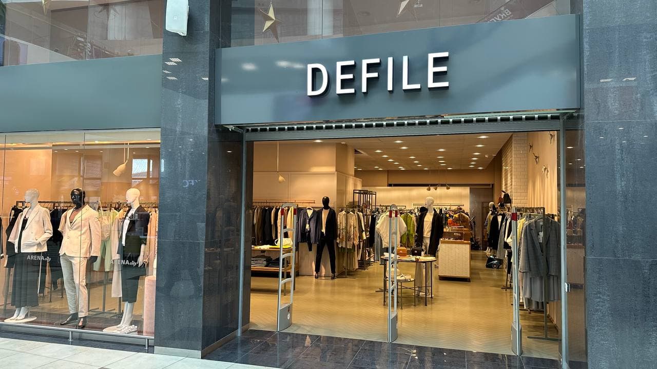 Defile outlet