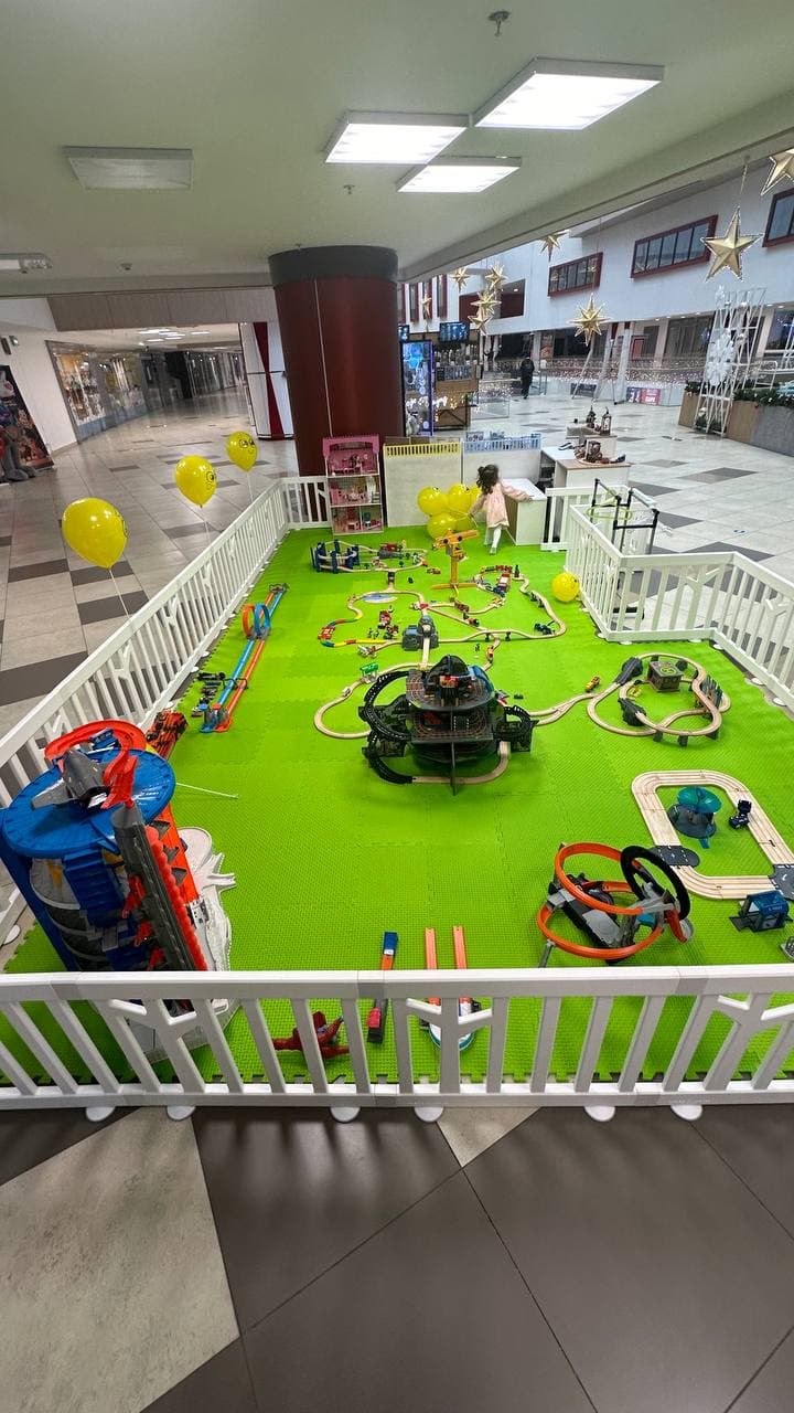 Дзiцячы Цягнiк